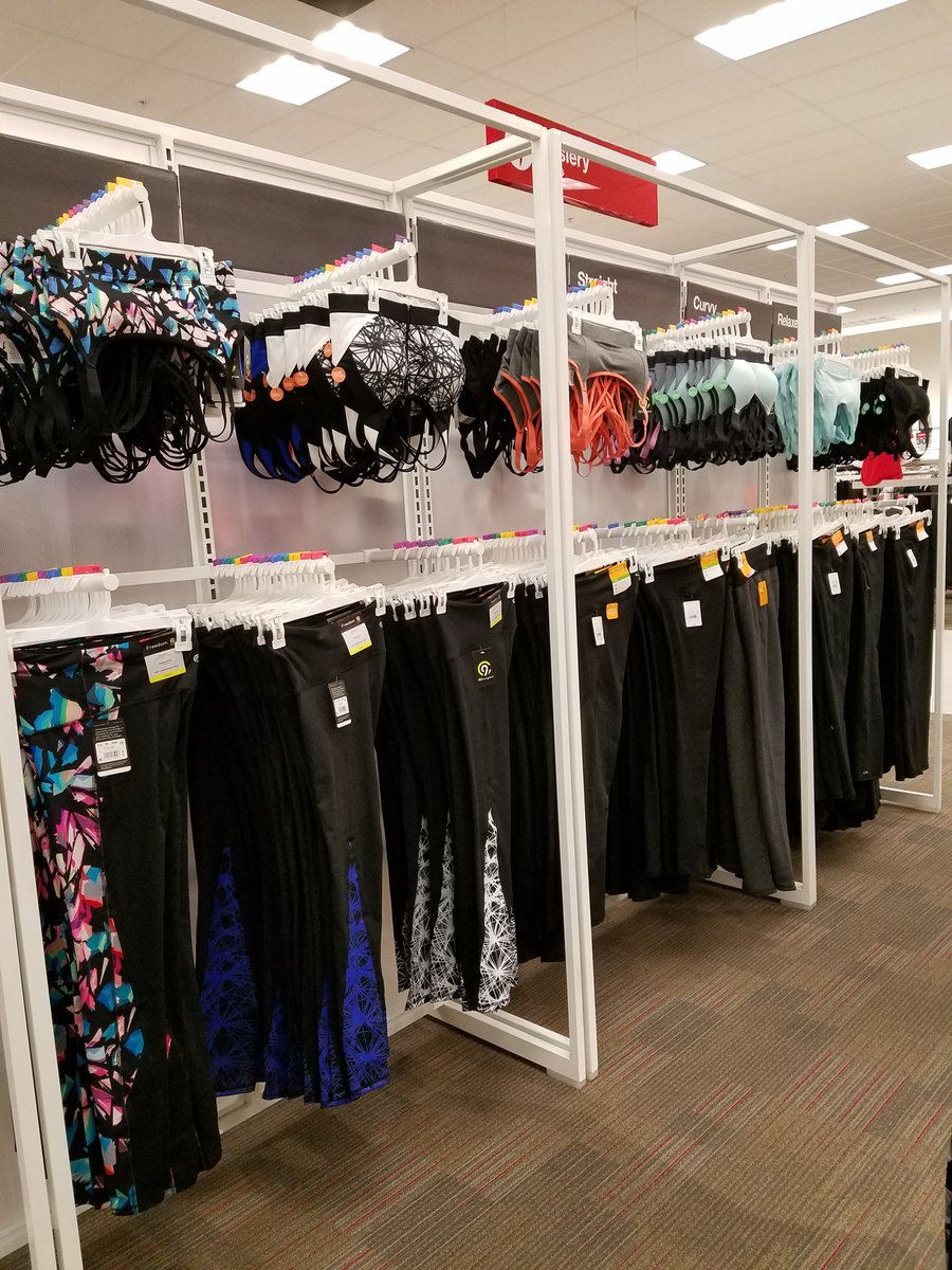 KristaNicole182's tweet photo. A good zone and remerch on our C9 freedom pants, guests are loving all the options of new and classic favorites. #onlyinbrea @Amy_Sherer https://t.co/zBmtgrRG4X