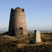 GooseyGooUK's tweet photo. The Parys Mountain Copper #Mines near Amlwch on #Anglesey have been worked since the Bronze age – 3500 years ago! https://t.co/1FXzrHoWNd https://t.co/VG6hTLSu77