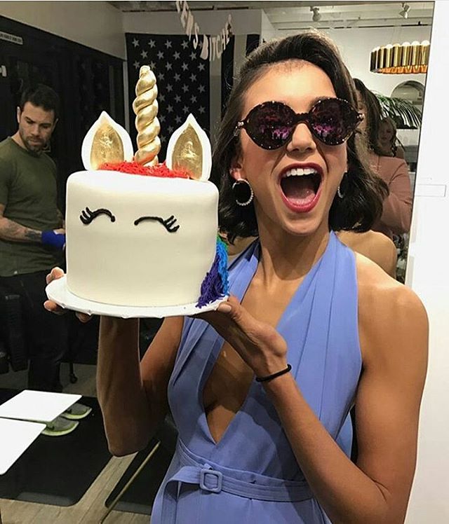 smaia89's tweet photo. Cause of death : #NinaDobrev β‘ #myQueen #Neens #Ninanators https://t.co/KI1fk73C7V