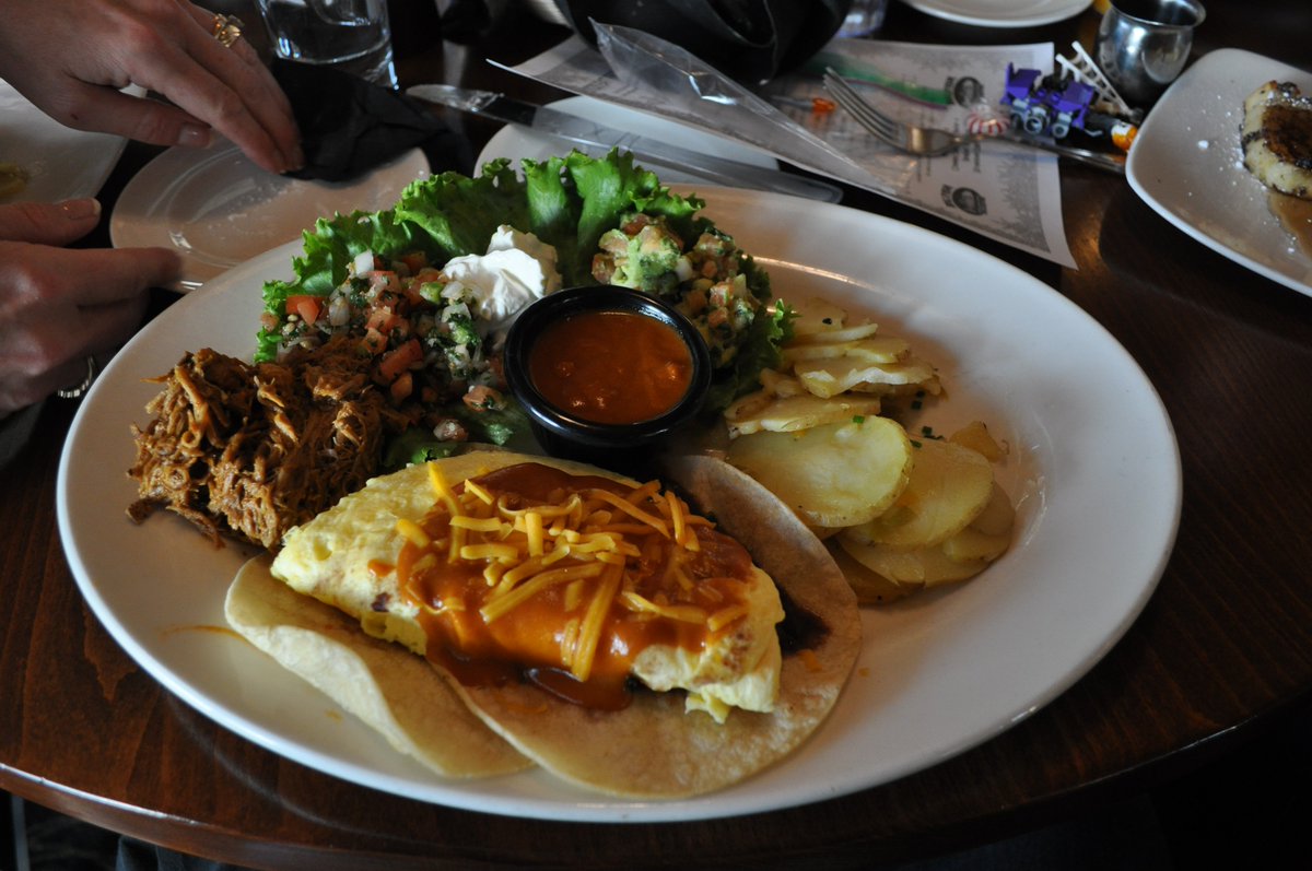 BigFish_Grill's tweet photo. Sunday Brunch is happening now until 2:00 at Big Fish Grill #Issaquah #woodinville #kirkland #sundaybrunch #breakfast #lunch #fresh #bigfish https://t.co/GD1s1FconT