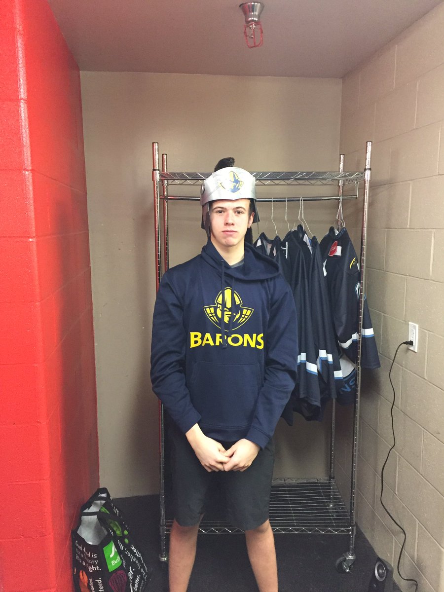 Bedford_Barons's tweet photo. @Bedford_Barons Hard worker of the game @pickrem7 #LoveOurGoalies https://t.co/7cmSowjrHu