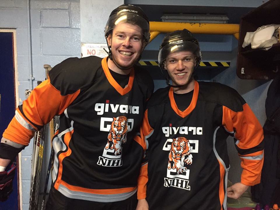 AltyAces's tweet photo. Good luck to @JakeNurse18 and @mikeygilbert16 icing for @TigersNihl against @blackburnhawks tonight #aceson🔥#acesontour https://t.co/hs8WjJNjhK