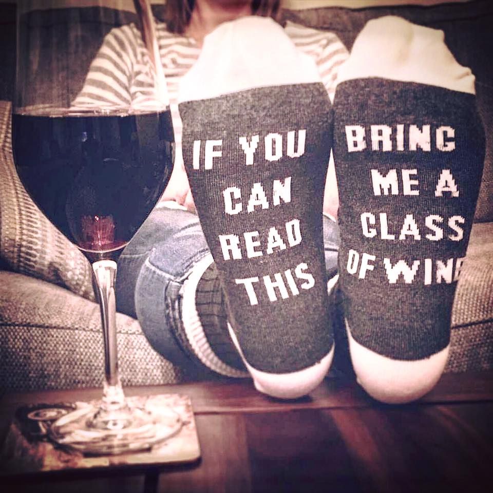 Hey #WestHollywood don't get up! We'll bring that bottle of vino to you. Click here for #delivery >>> bit.ly/PinkDotDelivers #Wine 🍷🍷🍷