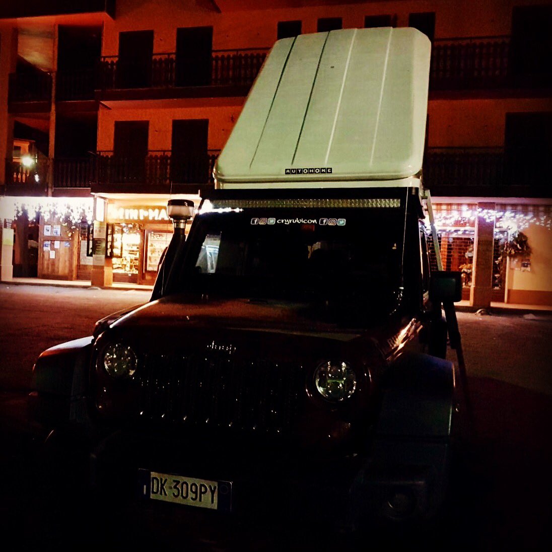 cryrubicon's tweet photo. @cryrubicon #cryrubicon #Minimarketpontechianale #jeepitalia #agnellottreffen2017 #agnellocriminale2017 #xquattro https://t.co/0jfKtqeKYS