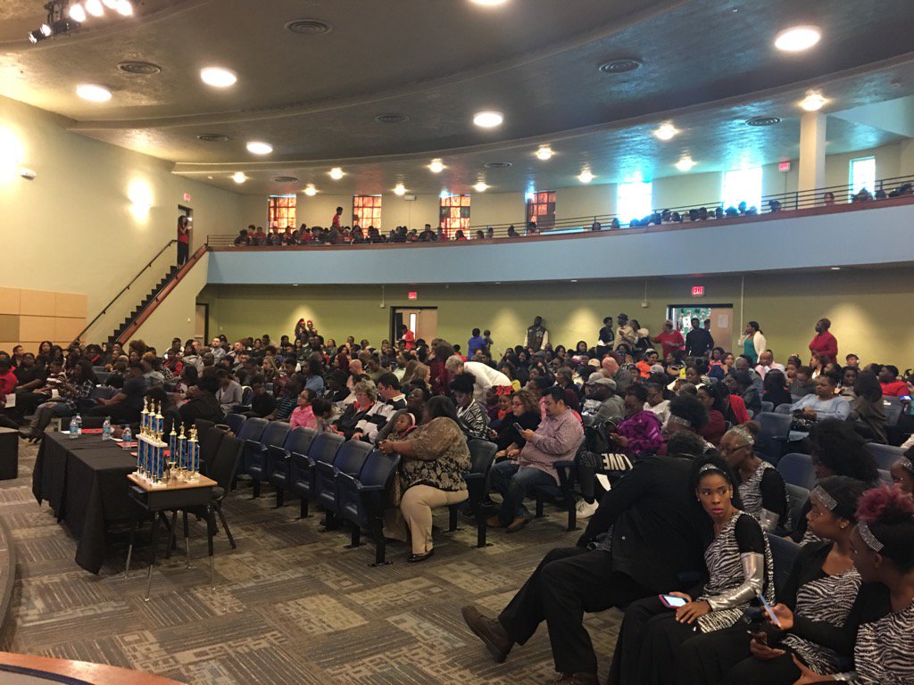 roy_rewatts75's tweet photo. @lifeschools @Life_Lions Choir Competition. The auditorium is packed. https://t.co/sr3GJyg0IR