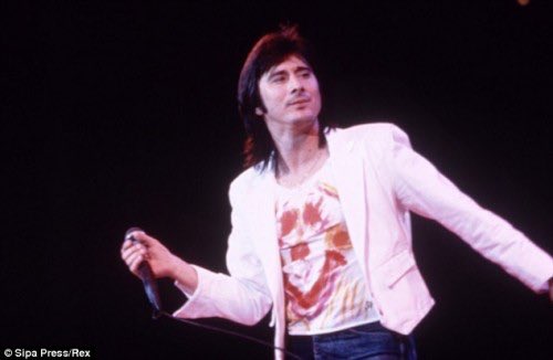 Happy Birthday Steve Perry! One of the greatest and most powerful voices in music 