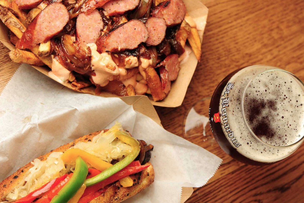 Sundays are the wurst. Join us for all day happy hour! #happyhour #dtsa