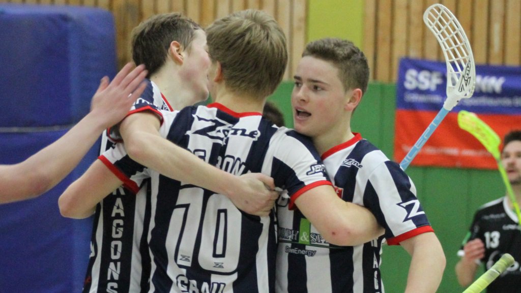 SSFDragonsBonn's tweet photo. Derbysieger! #SSFDJK #fd_buli https://t.co/u12FIMb16r