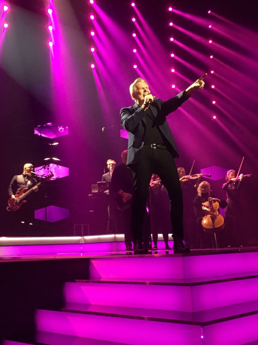 bsjasvalentin's tweet photo. Fantastisk oplevelse at optræde på den vanvittigt flotte scene i Forum Horsens - med strygere og blæsere. Dansk POP Talent 2016 på 2. Plads https://t.co/VEs6lrd6vJ