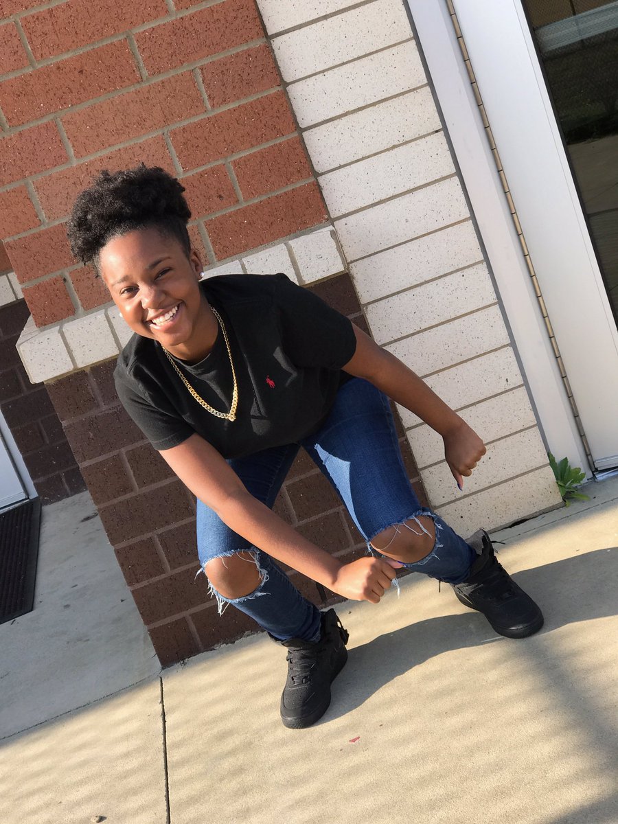 LaikaMullings's tweet photo. this lowkey lit https://t.co/MQBQ1KbmmE