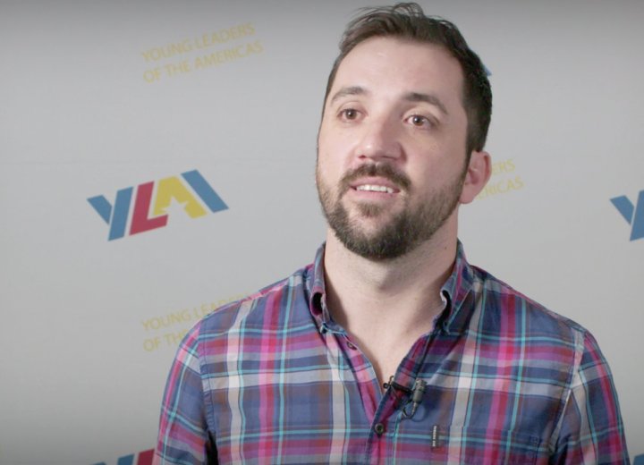 Diego Olivero @TheMayanStore Becario #YLAI invita a jóvenes a luchar p/emprender sus ideas y construir #Prosperidad ow.ly/cJod308cTB3