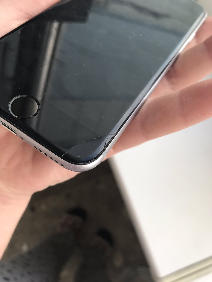 dari_chi's tweet photo. Продам iPhone 6 16 gb 
По поводу цены в лс
Кто может - ретвит пожалуйста 🙏🏼 https://t.co/Peu7H1we7O