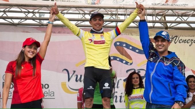 Guti99's tweet photo. #VT2010 El criollo Yonathan Salimas (Kino-Tachira) es el nuevo CAMPEÓN de la #VueltaAlTachira2017 Bravo por el hombre nacido en Rubio. https://t.co/uScGdHjQgO