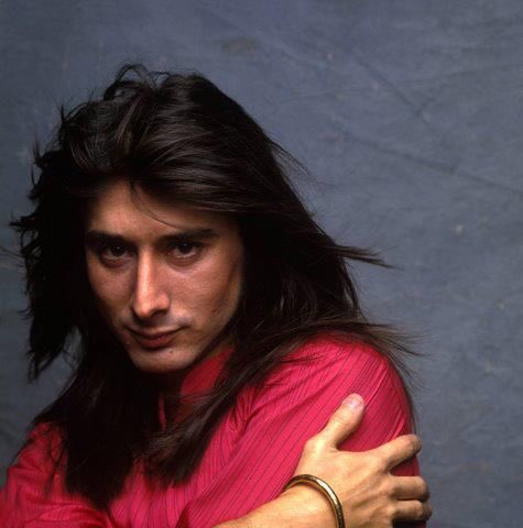 Happy Birthday to Steve Perry one of the greatest singers ever! 