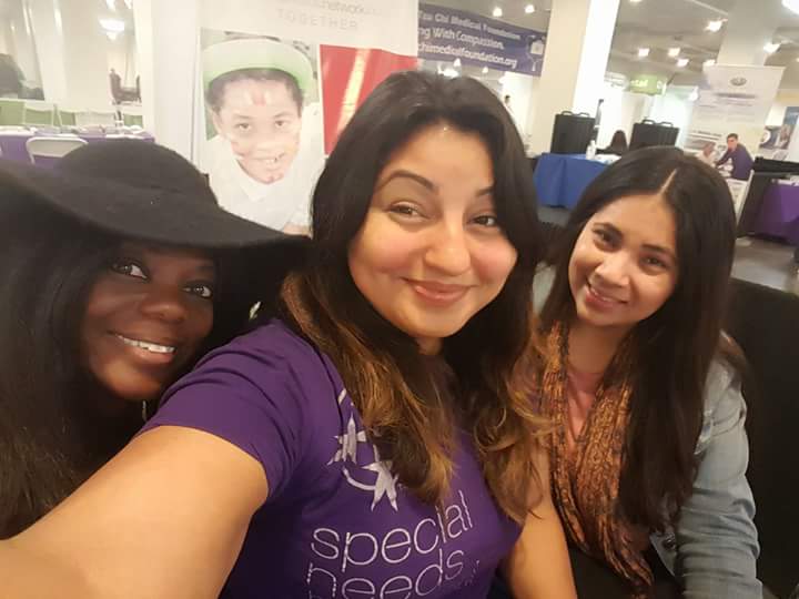 mshllbyle's tweet photo. Awesome team at the Harbor Care event @SpecialNeedsLA in the house helping families #advocacy https://t.co/4ieE17pGAQ