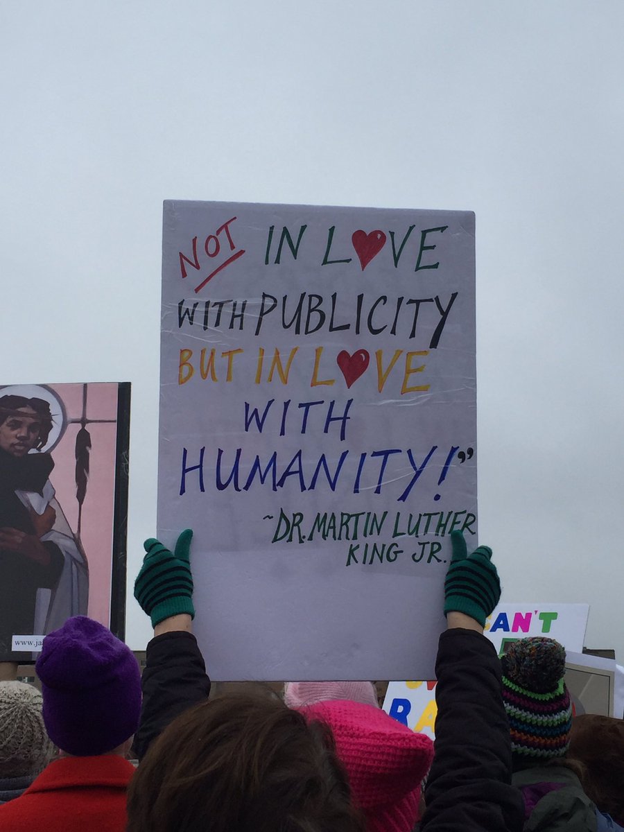 Kaat_Zap's tweet photo. You can hate me for this, it's okay

Peaceful protesting 

#powertothepeople @MahtSADD #mhsplayitsafe # https://t.co/qNLGHi0XxO