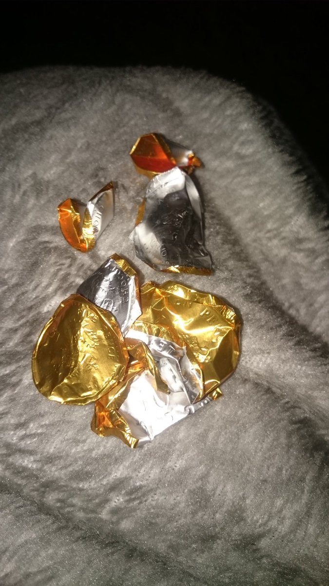 lifeandthelords's tweet image. Last of the gold chocolate coins #gettingdesperate