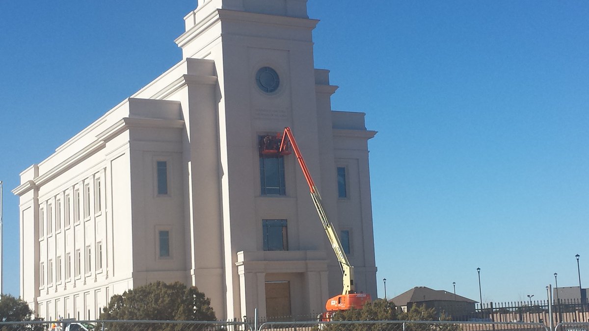 cofjctemples's tweet photo. More art glass installed in #CedarCity #Utah #Temple. #LDSTemples #MormonTemple #MormonTemples #CedarCityTemple
https://t.co/g8KfJltWAR https://t.co/OWU6piGaCY