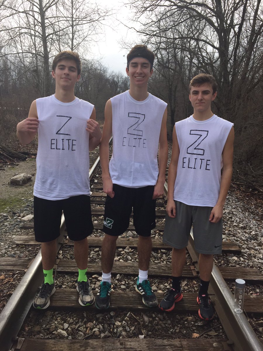 Z_Elite_'s tweet photo. ZElite had a great showing at the DePauw Indoor Track meet yesterday. https://t.co/zNc5OkBy4b