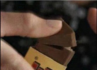lotta79's tweet photo. @Johnny_Spacey apparently this is the "right" way to eat it!! #whereisthefuninthat https://t.co/fZIOwRy3op