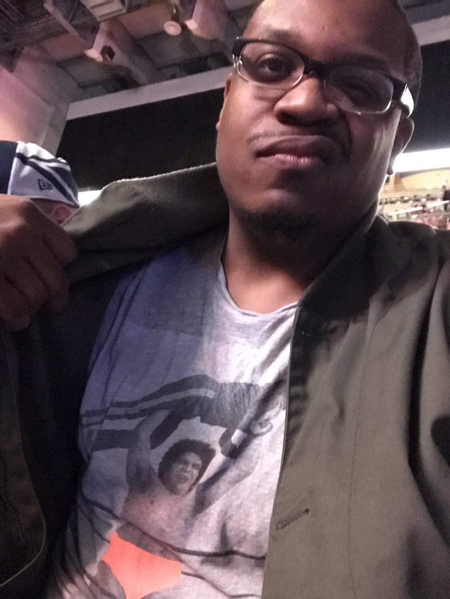 theoplis's tweet photo. #wweftwayne LETS GO https://t.co/oY8P2frouo