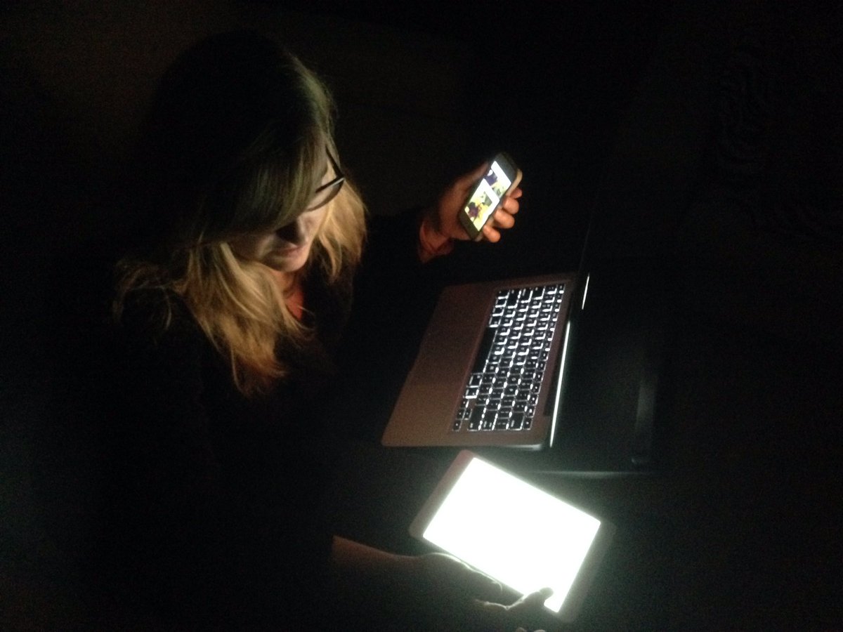 SonyaDiehn's tweet photo. From late adopter to heavy user. What's the #environment impact of my digital devices? Doing 7-day digital detox to find out #HowGreenAmI https://t.co/rZdiACPIz7