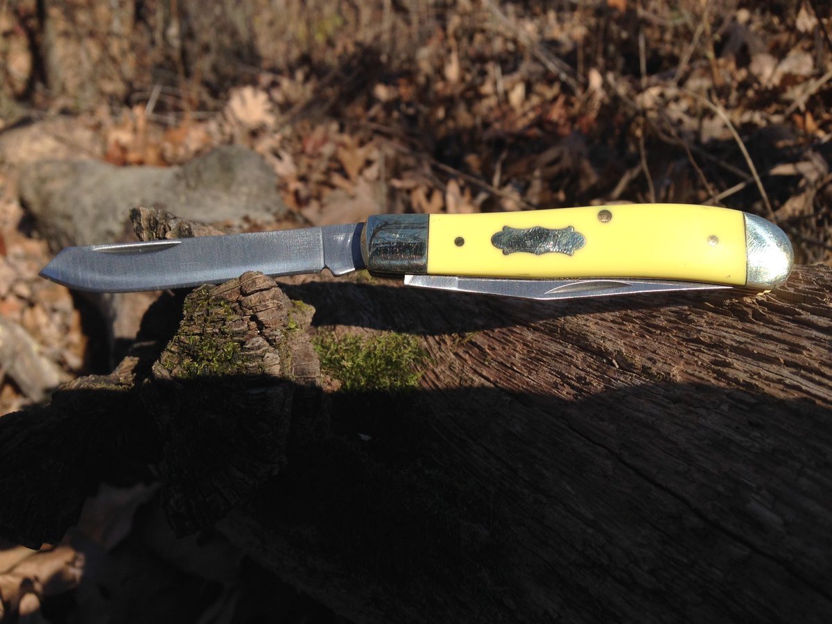 #web War Eagle Blades #trapper #foldingknife #pocketknife #traditionalknife #twoblades #yellowknife