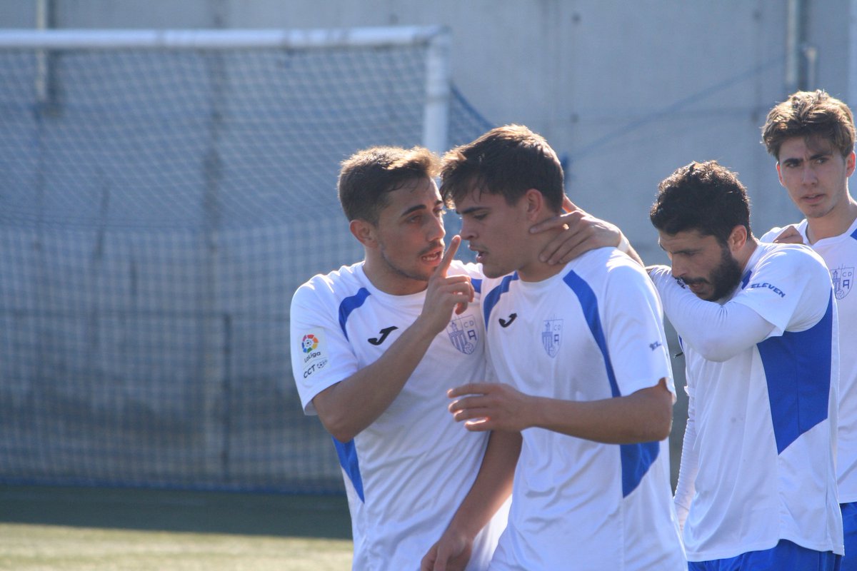 CD_Alcala's tweet photo. 📰 #CRONICA  | #CDAlcala 1-0 @ecijabpe ; Pedro Jimenez (@Pedro_Thiago8 ) se bautiza en Tercera imponiendo su pegada

➡https://t.co/Lfono8Ww6w https://t.co/BhomKuAj3s