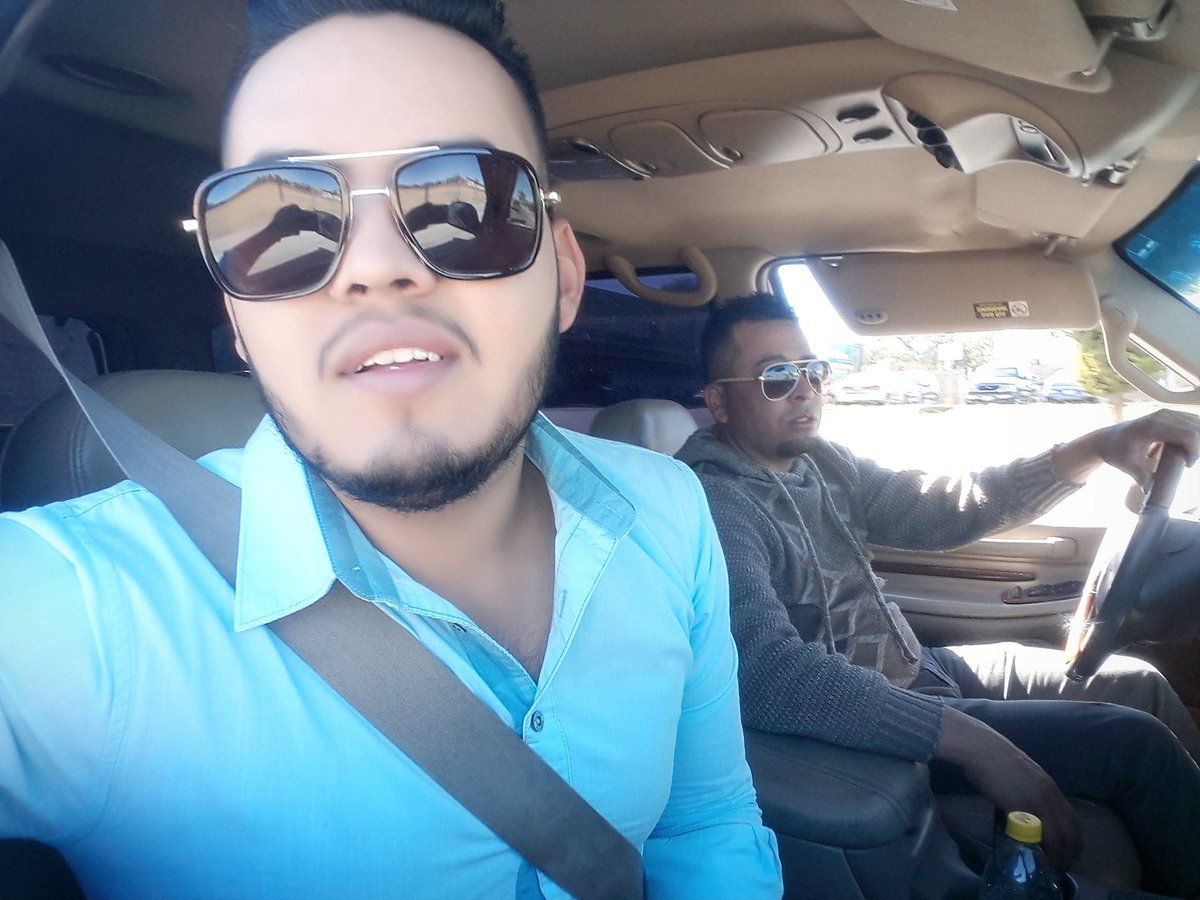 marckantony1992's tweet photo. #choneando 😎 https://t.co/Itn2HW36mj