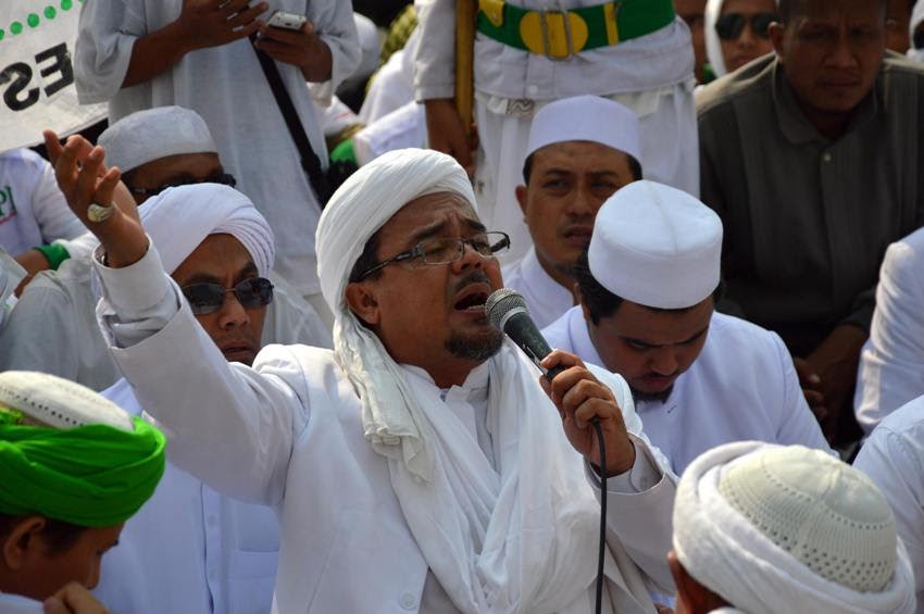 KaBe___'s tweet photo. Polda Metro Jaya Tingkatkan Keamanan Jelang Pemeriksaan Rizieq https://t.co/lG1Dwb0cZ1 https://t.co/LAGBMyFyFb