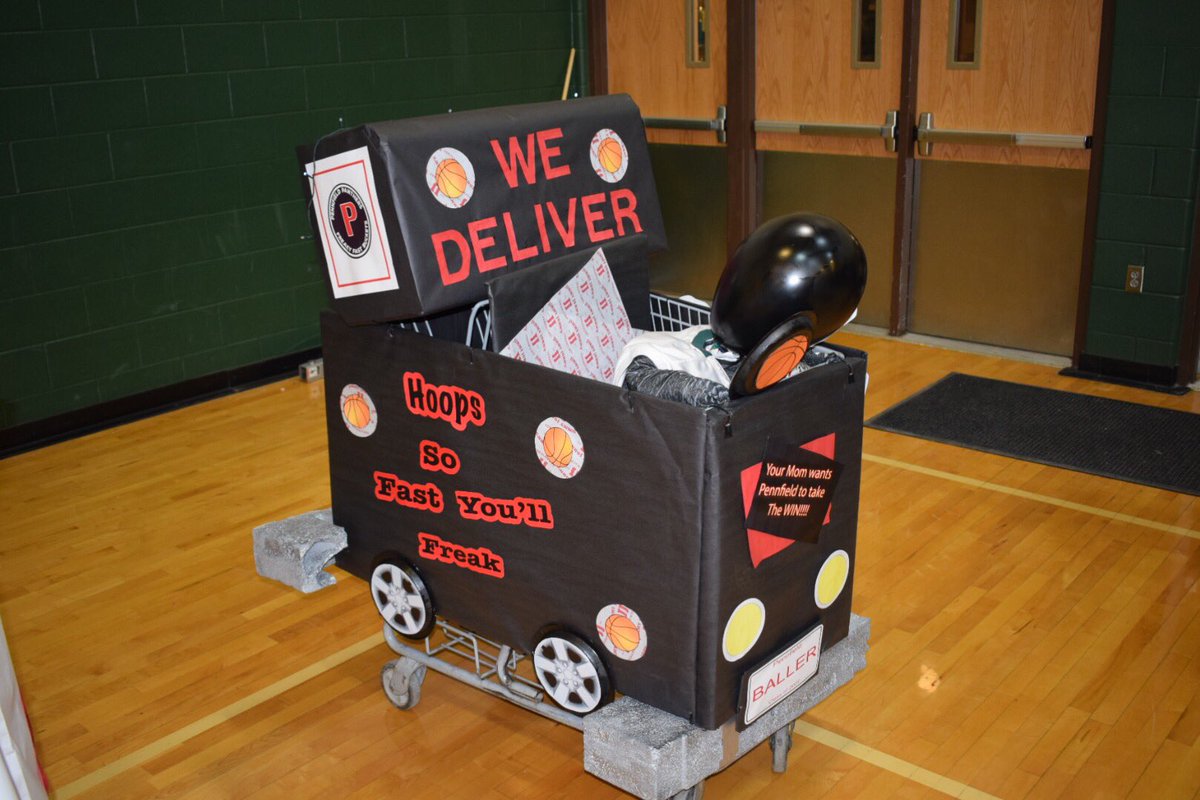 StudentGovPHS's tweet photo. Winter carnival carts 🛒 https://t.co/PAlurYd3hl