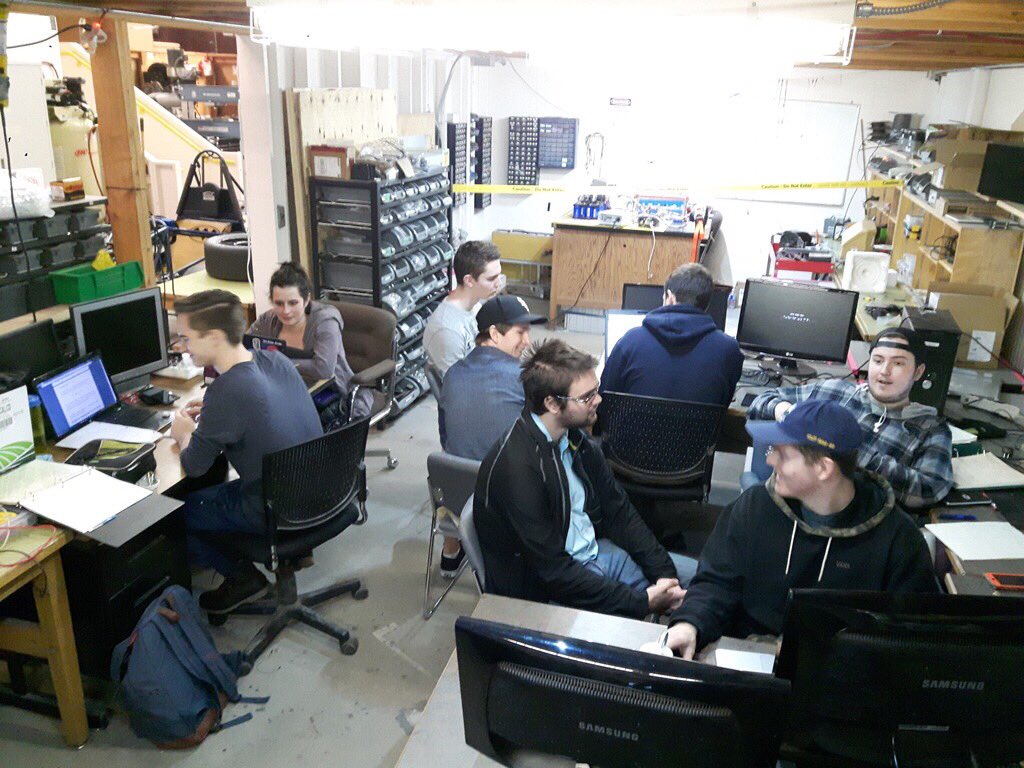 #sundayfunday and our Elec team is hard at work on some new projects! #weekendwarriors #uvic #formulahybrid