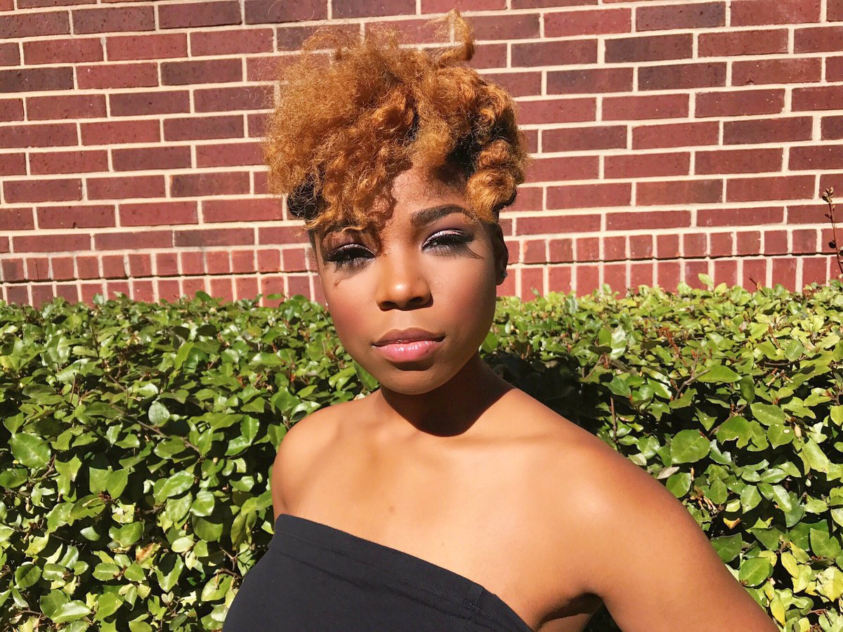 MGLAMG's tweet photo. JR MG Gal Devyn #MGG it's a movement https://t.co/DU0z0YjdOo