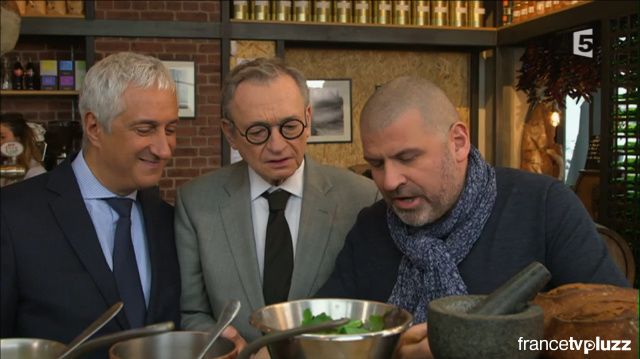 A la découverte du Pavillon #Bio de Rungis dans "Les Escapades de Petitrenaud", dimanche dernier - émission à revoir buff.ly/2jTlzoG