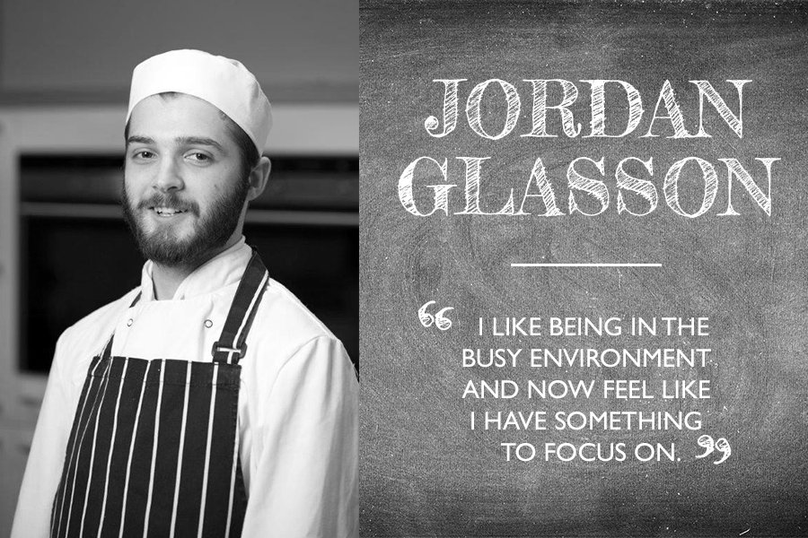 FifteenCornwall's tweet image. It&apos;s Apprentice Week at Jamie Oliver&apos;s Fifteen Cornwall.
Today Jordan is in charge of the pasta section.

#FifteenCornwall #ApprenticeWeek