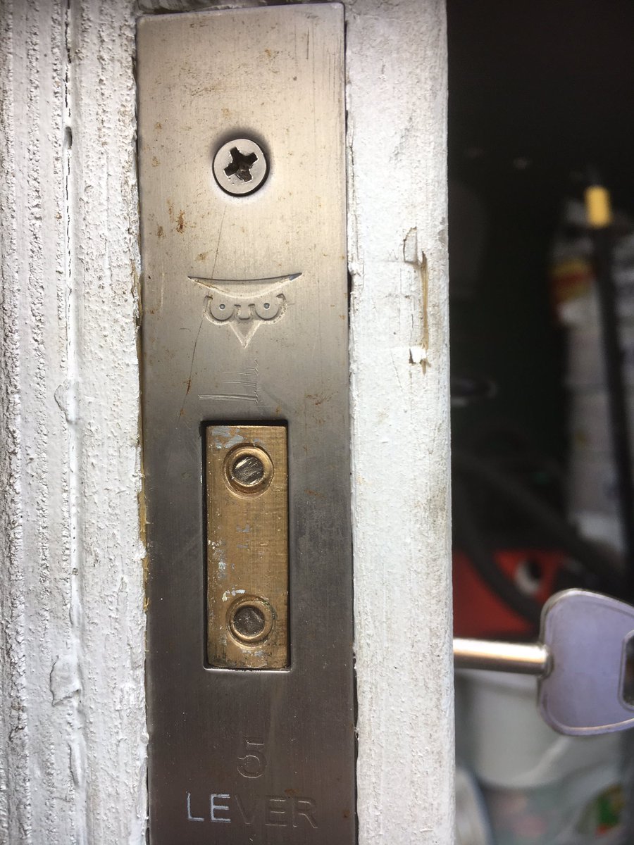 HeatSportsUK's tweet photo. @guildfordlocks would you happen to know what make this lock is? https://t.co/6B8DFOmI4W