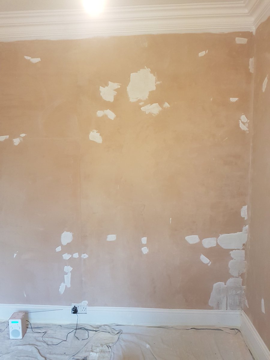 iaincherrie's tweet image. New plaster shouldn't require this much prep #shockingfinish