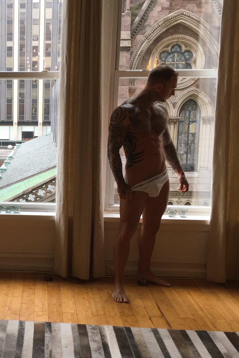AngelSing261088's tweet image. #MCM is sexy @XXXDylanJames 😍😘