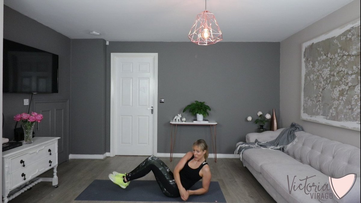 Grab a mat and let's burn some serious fat! bit.ly/2gMDaxb