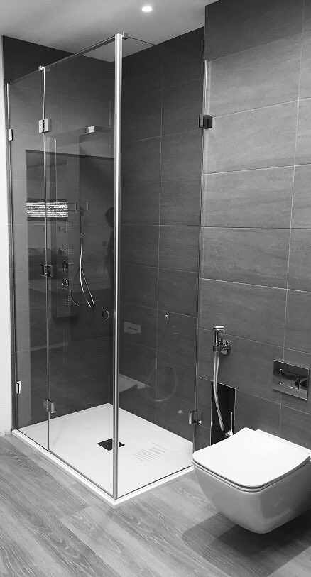 theshowerlab's tweet image. Bespoke Europium 09 enclosure used to accommodate niche showering space #solutionsaplenty #black&amp;amp;white #moodyphotography