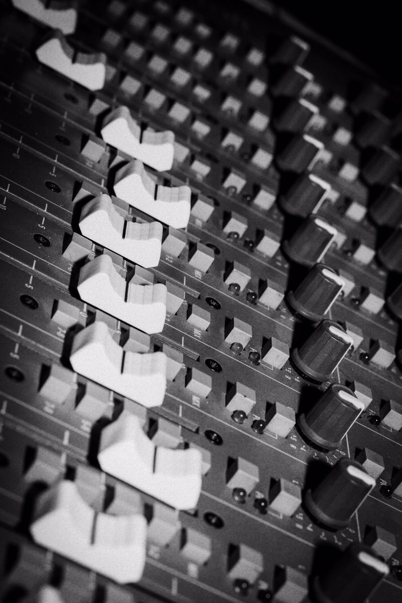 wantedsmusic's tweet photo. Work in progress #newalbum #2k18 https://t.co/EFp8HuDFDS