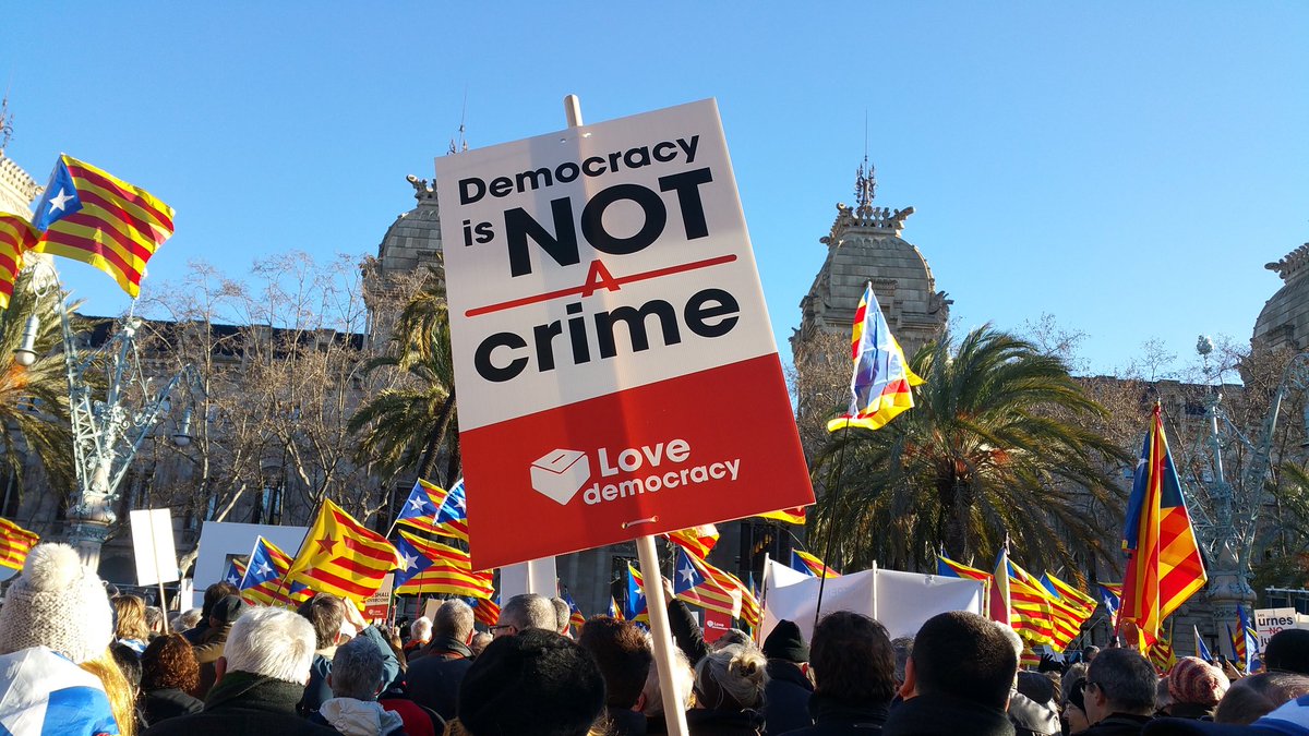 Spanish hashtag on Twitter