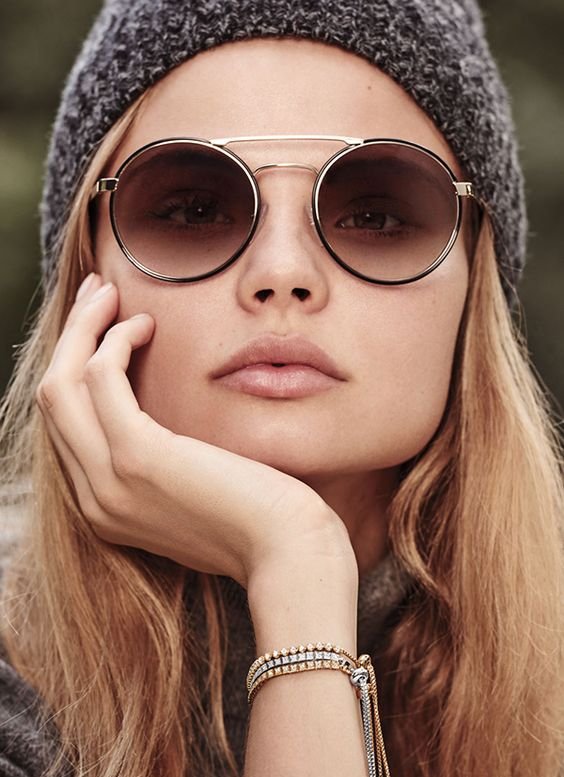 instinct camera sling