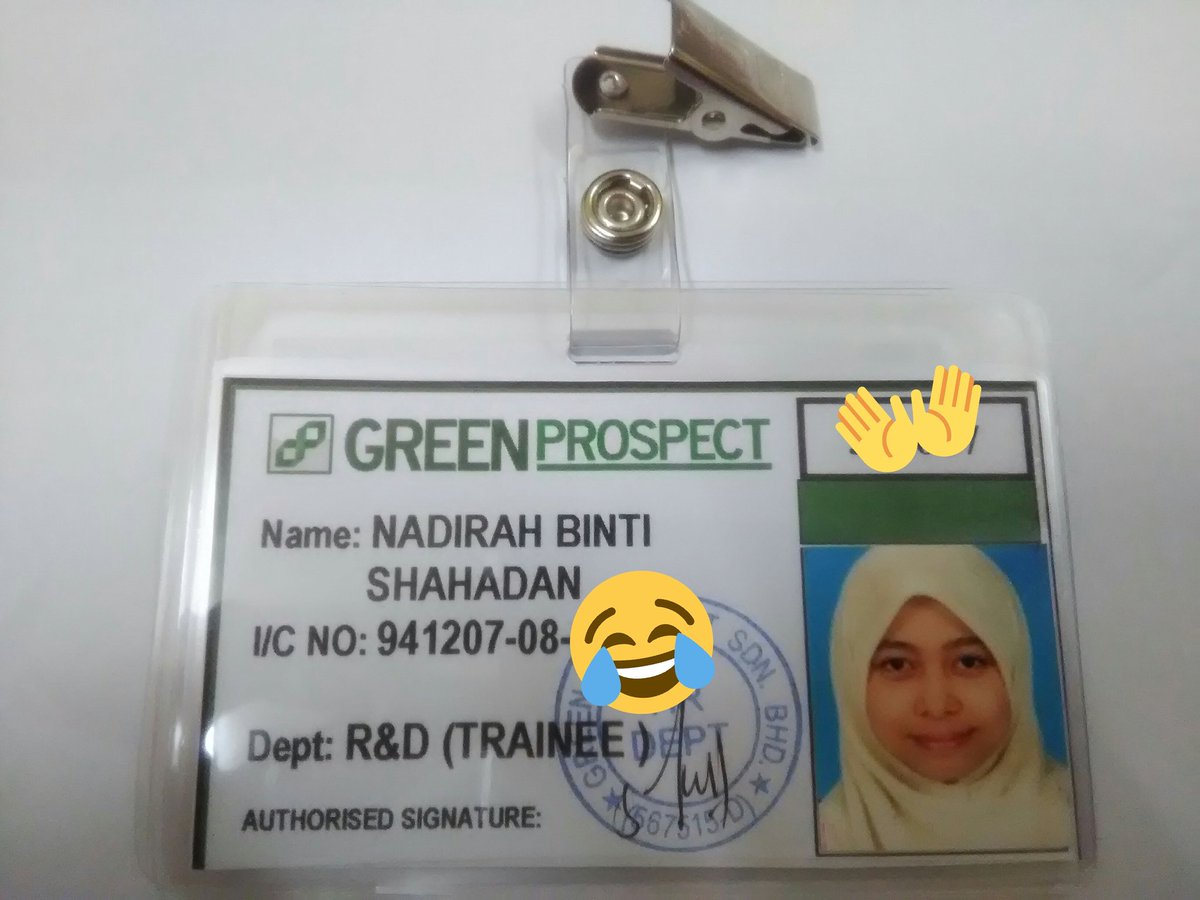 dirashahadan94's tweet photo. Lanje sikit gambar #firstdayintern https://t.co/I9367oXYzw