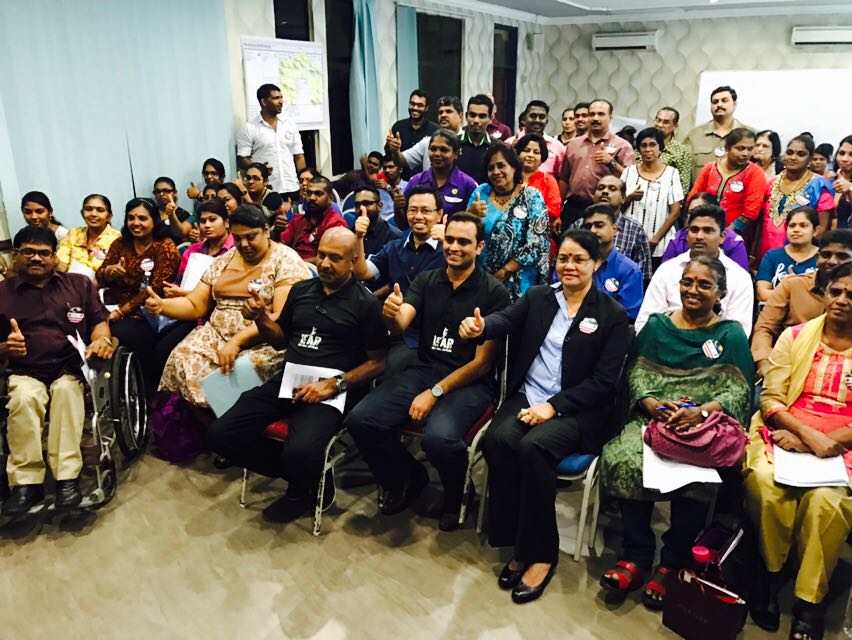 MAICCIHQ's tweet photo. Program Keusahawanan LEAP anjuran @MAICCIHQ bagi usahawan-usahawan mikro India peringkat Ipoh dengan kerjasama @mysedic @lakssmitha https://t.co/8cMRUbOzjH
