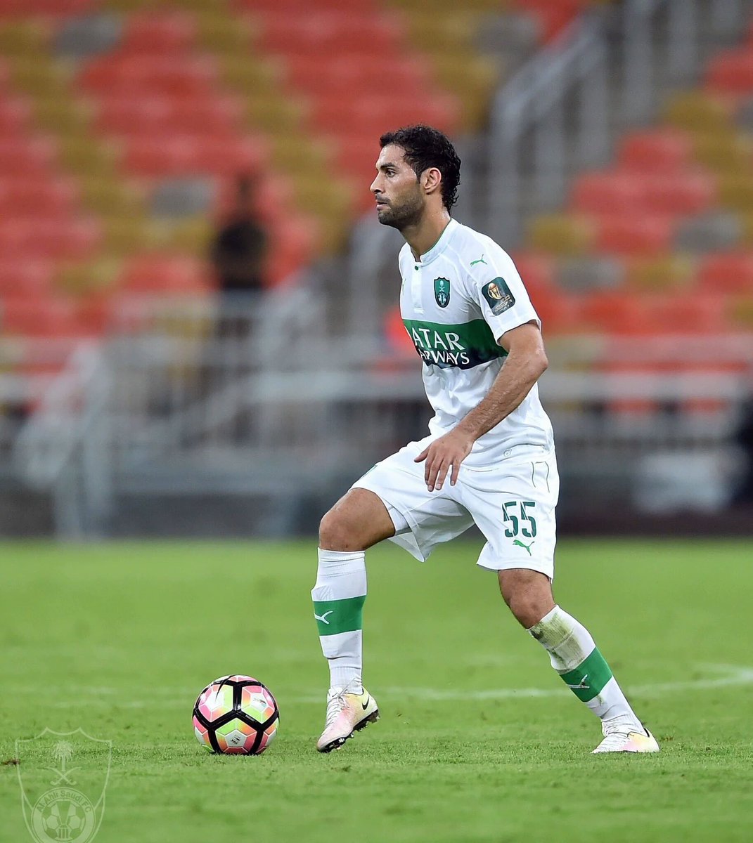 blnvgf6's tweet photo. من الافضل ؟

صاحب الطلب :@sultanhesham1 

فهد الانصاري = رتويت #الاتحاد 

سعد عبدالامير = اعجاب #الاهلي https://t.co/4UpFGkDCYM