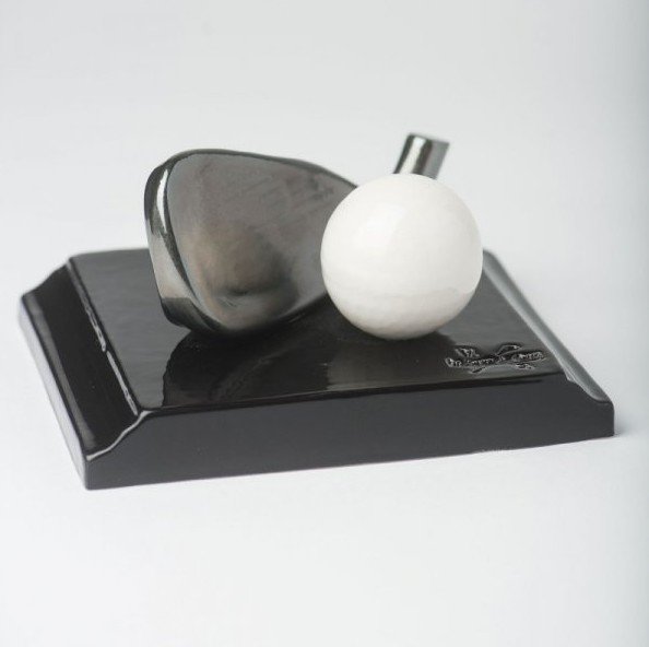 [#CADEAU] #Trophee tête de fer en faïence émaillée #personnalisation sur demande ⛳️ Infos sur golf-etc.fr #golf #madeinFrance