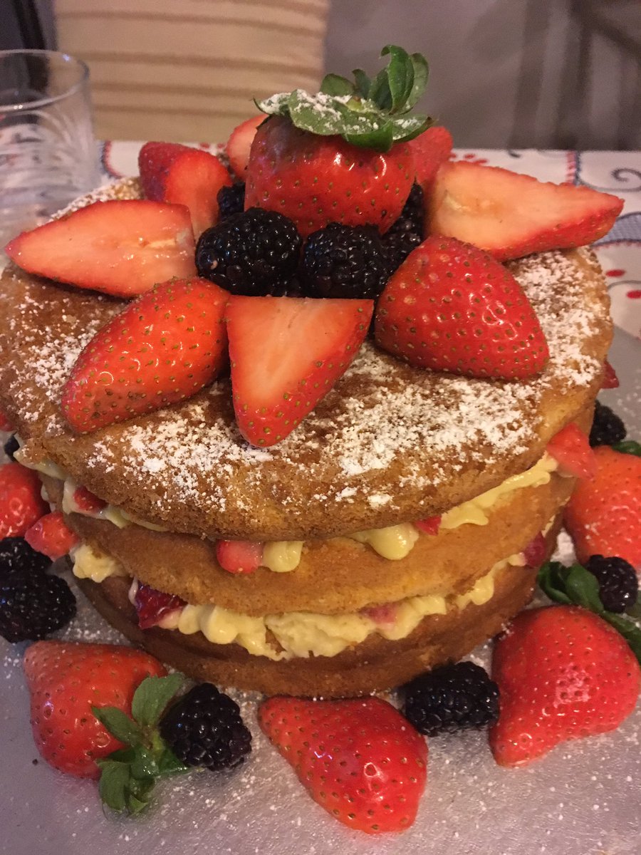 jjcitysingluten's tweet photo. #singluten #glutenfree #cake #postressingluten #delioso https://t.co/oEVbB59T6H