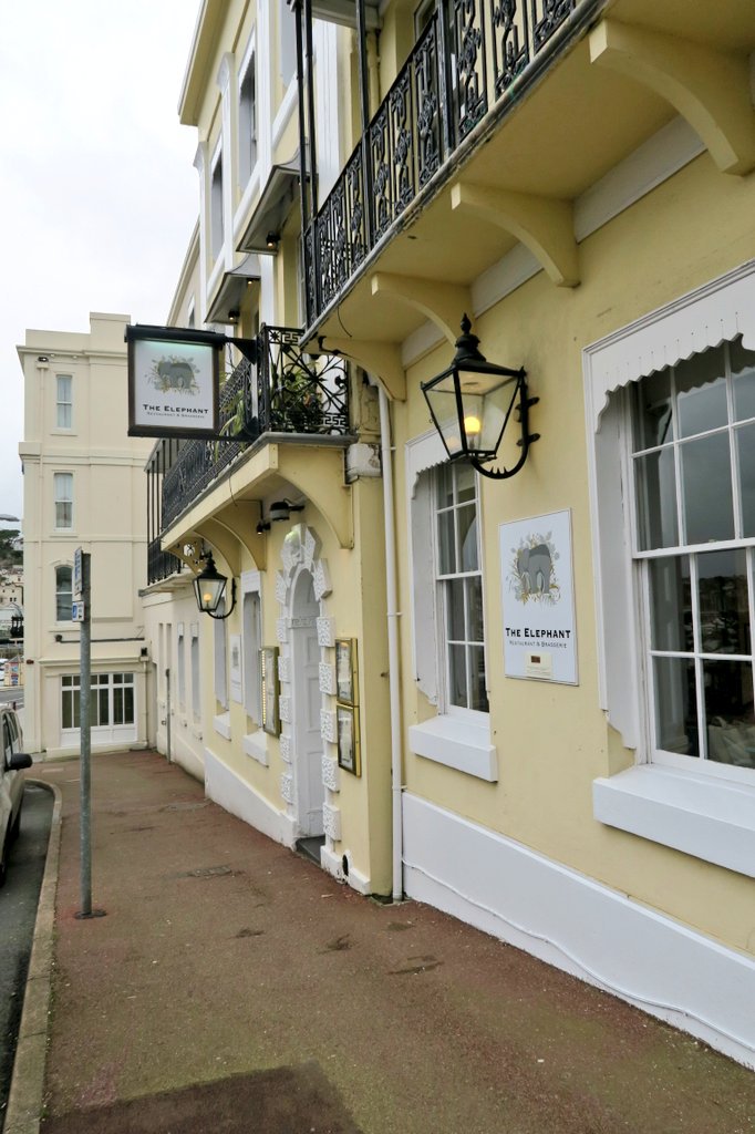 CanteenTweets's tweet image. We're at @elephantrest today with @Hulstone cooking a delicious menu for our #TSCLive Networking Lunch! @BeaconDesign