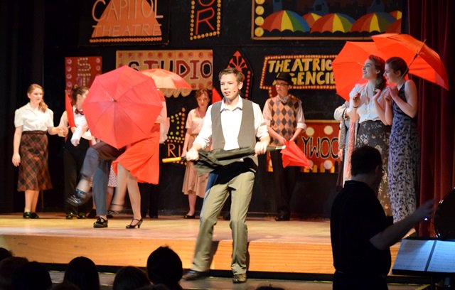 There's still time to buy tickets to see our production of Singin' in the Rain JR!